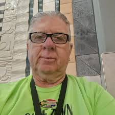 Quick break in-between tours. Next up is Bo kaap at 2pm and historical at  4.20pm. Join me at Cape Town Free Walking Tours, outside motherland coffee  shop. Sf Georges Mall.