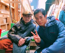 岸田タツヤ【タツ兄】 on X: 今日のテレ朝夏祭りで 公約した吹越満さんとの写真です~ この貴重な瞬間に.....ピース....  リュウソウジャー 吹越満 さん バンバ t.coAi8VuQ2AFB  X