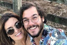 He had at least 1 relationship previously. Voce E Mais Forte Do Que Pensa Diz Tulio Gadelha Em Apoio A Fatima Bernardes Emais Estadao
