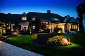 The professional's guide to low voltage landscape lighting. Hire A Professional To Install Led Outdoor Landscape Lighting In Miami