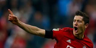 ليفاندوفسكي من تألق الملاعب لـالماجستير. Ù„ÙŠÙØ§Ù†Ø¯ÙˆÙØ³ÙƒÙŠ ÙŠØ­ØµØ¯ Ø¬Ø§Ø¦Ø²Ø© Ø§Ù„Ù„Ø§Ø¹Ø¨ Ø§Ù„Ø°Ù‡Ø¨ÙŠ Ù„Ø¹Ø§Ù… 2020 ØµÙˆØª Ø§Ù„Ø£Ù…Ø©