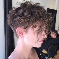 50 Women S Undercut Hairstyles To Make A Real Statement Undercut Hairstyles Undercut Curly Hair Curly Hair Styles