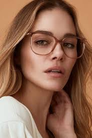 Eyewear Trends For Women 2020 Eyewear Trends Glasses Trends Celebrities With Glasses
