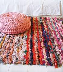 Maybe you would like to learn more about one of these? Un Tapis Deco 6 Idees Pour Le Faire Soi Meme Delideco Decoration Interieure