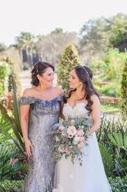 Mother of the bride is one of the key. 51 Mother Of The Bride Hairstyles We Love For Moms In 2020
