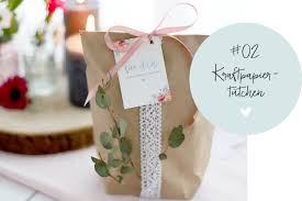 Jedes geschenk wird in handarbeit kategorisiert und bewertet. Kreative Und Personliche Geschenke Fur Eure Hochzeitsgaste Odernichtoderdoch