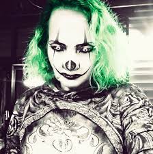 I was riding through town with Artie Trynoski over 10 years a go when I  snapped this picture of Lisa Brinton... I haven't seen her in years. Hi  Lisa.... :)