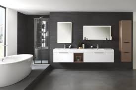 Je vous propose de trouver inspiration et conseil pour réussir à créer votre salle de bain design italien dans al suite de règle générale, une salle de bain design italien se distingue avec un aménagement moderne, des. Salle De Bains Avec Douche Italienne Blog Schmidt