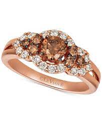 Le vian developed strawberry gold®, a proprietary softer tone pink gold to better complement chocolate diamonds®. These 19 Chocolate Diamond Rings Are So Dreamy Who What Wear