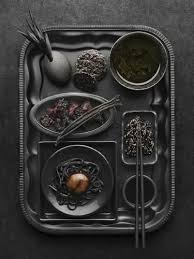 Black Food All Edible Own Project Photo Www Matildalindeblad Com Food Styling Www Welldonesthlm Com Essen Bilder Essen Halloween Essen