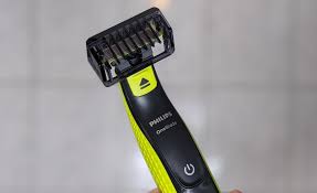 „philips oneblade yra revoliucinis, naujas, hibridinis modeliavimo prietaisas, kuris trumpina ir skuta bet kokio ilgio barzdą bei modeliuoja aiškias linijas ir kraštus. Philips Oneblade Rasierer Im Test Ausfuhrlich Detailliert 2021