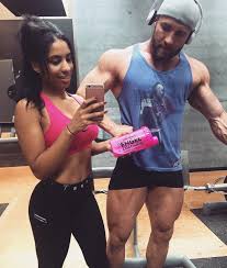 Diets low in carbohydrates and high in fats have become increasingly popular as a means for people to lose significant amounts of weight in a relatively short amount of time. Carb Backloading Ernahrungsplan Fettfrei Muskeln Aufbauen