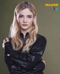 Posted may 11, 2020 by durka durka mohammed in celeb videos, freya allan. Freya Allan Workout Routine And Diet Plan Age Height And Fitness Training For The Witcher 2020 Health Yogi