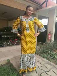 C'est la tenue parfaite pour un mariage. Rob Jaune Latest African Fashion Dresses African Fashion Skirts African Fashion Modern