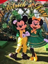 Insidedlparis On Twitter Mickey And Minnie Mouse Wish You A Happy St Patrick S Day 2016 Https T Co 47v1bwk1qi Twitter