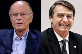 Bolsonaro entra em avião para cumprimentar passageiros, é xingado e faz comentário presidente vai inaugurar casas populares em são mateus. Bolsonaro Faz Parceria Com A Record Para Barrar Debate Da Globo