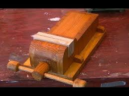 I Went To Home Depot To Look At Vises And The Prices Are Crazy So I Decided To Build My Own Total Cost 2 00 I Utilized Sc Vises Woodworking Wooden Workshops