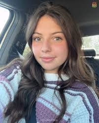 Elana Levy's Instagram, Twitter & Facebook