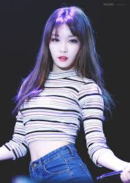 Pin By Camila Leopoldino Leopoldino On Chungha Kpop Girls Women Ioi