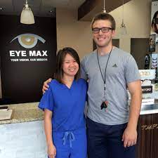 Meet Dr Sang Pham Vision Eye Max Llc Optometrist In Katy Tx