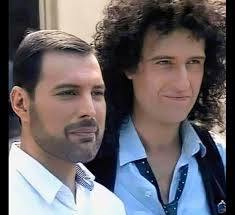 Freddie was a particular man, he loved axtravagance and put all of himself  into he was doing, in love, in his crazy expenses, in life, but above all  in his way composing