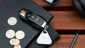 Porte Cles Qui Repere La Voiture Et Declenche La Camera De Votre Telephone Francoischarron Com Voiture Porte Cle Camera