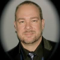 Robert Mohrmann's Instagram, Twitter & Facebook