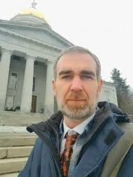 Conflict of interest? Boycotter says 'yes'