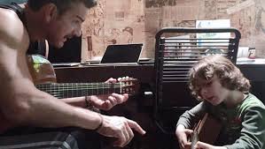 We did not find results for: Ricardo Arjona Y Su Hijo Nicolas Cantan Nada Es Como Tu