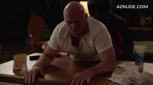 DEAN NORRIS Nude - AZMen