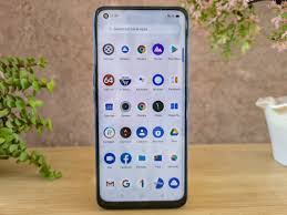 Realme 7 Pro Review with Pros and Cons ...