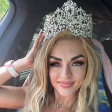 Ashley Reece updated her profile picture.