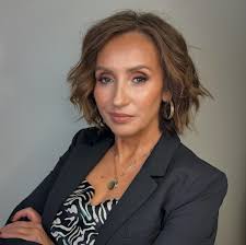 Gina Iriarte, Real Estate Agent