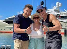 The statues are inspired by his appearances in the movies bloodsport and kickboxer. Jean Claude Van Damme Phone Number Whatsapp Number Mobile Number Fanmail Office Address Email Id Bnnfeed