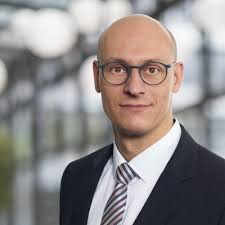 I'm happy to share that I'm starting a new position as Consultant at M&A  Transaction Services at Deloitte 🙌🏽