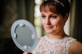 Hast du gewusst, dass du einen make up entferner selber machen kannst? Verliebt Verlobt Verheiratet Warum Ich Mein Braut Make Up Selber Gemacht Habe Treasure Trasher By Julia Trescher