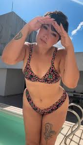 Dolly Flynne🥥 (@urdollyflynne) • Threads, Say more