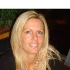 Nadia Hirsch's Instagram, Twitter & Facebook