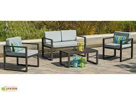 epingle sur mobilier de jardin