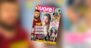 Relaţia dintre pique (26 de ani) şi shakira (36 de ani) a început în 2011 şi, de atunci, cei doi au fost aprope nedespărţiţi. Shakira Y Pique Se Pelearon En Un Restaurante Al Frente De Sus Hijos