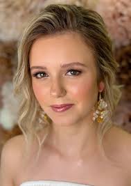 Date Night Sitter Available in West St. Paul with Early Childhood Education  Experience