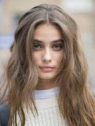 Balayage californien balayage blond beb. Les Cheveux Chatain Quelle Nuance Choisir Et Pourquoi Archzine Fr Dark Blonde Hair Light Brown Hair Blonde Hair Dark Eyebrows