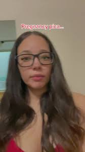 I heard this has to do with low iron levels to put my iron levels are  actually great so🥴  ##FomotionalFinds##pregnancytiktok##pregnancypica##picaa##scrubdaddy##scrubdaddysponge##cravings##pregnant