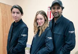 Fear The Walking Dead Lorenzo James Henrie Alycia Debnam Carey And Cliff Curtis Fear The Walking Dead Alycia Debnam Carey Fear The Walking