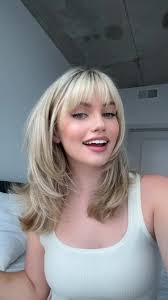 Kelly Schock (kelly2222)