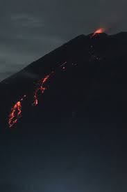  hari ini  gunung semeru meletus, semburkan lava panas hingga bebatuan!! Foto Kondisi Terkini Gunung Semeru Usai Semburkan Awan Panas Kumparan Com