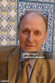 444 John Loring Photos & High Res Pictures