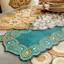 Beaded Scallop Table Runner Pier 1 Imports Supla Artesanato Ideias