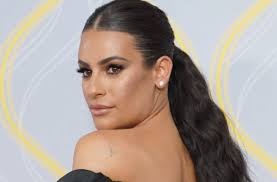 Can Lea Michele Read? -