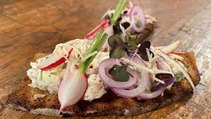 Sie können sich das, was ihnen besonders schmeckt, heraussuchen, beilagen weglassen oder ganz einfach einen salat dazu machen. Wir In Bayern Rezept Hackerle Vom Geraucherten Karpfen Rezepte Wir In Bayern Br Fernsehen Fernsehen Br De